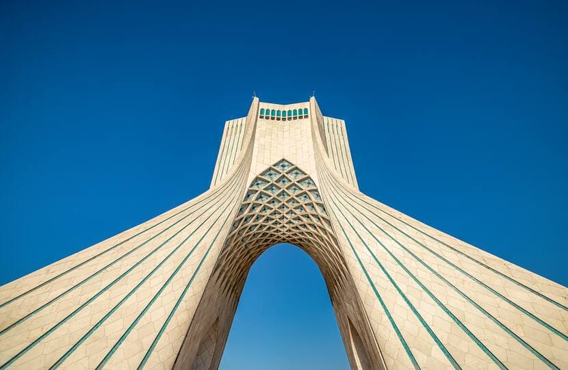 EM Debt Outlook: From East to West Investment Strategy Insights: A Fork in the Road for the Middle East